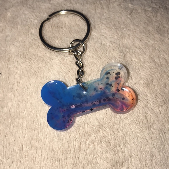 Custom epoxy bone 🦴 shaped keychain multi colored New - Picture 3 of 3
